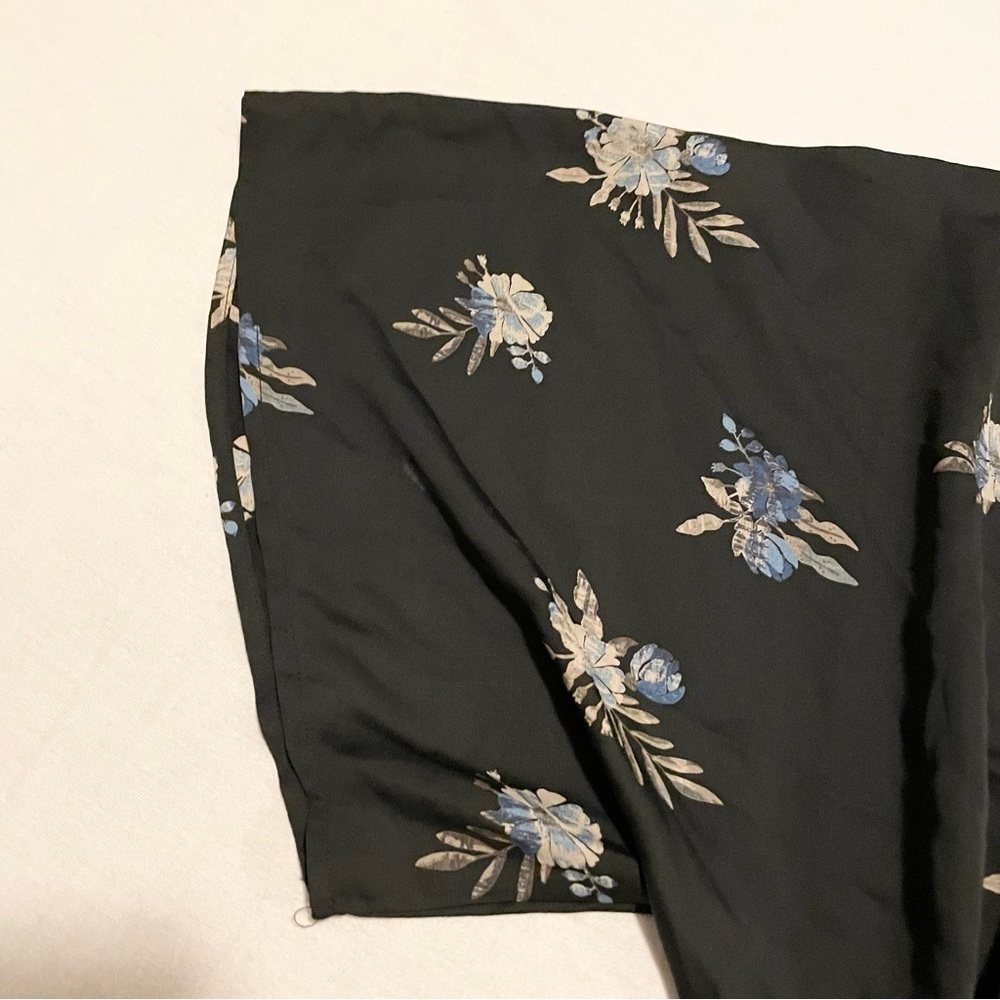 Honey Punch Black Floral Romper Kimono Tie Waist Size Large Juniors - Picture 5 of 16